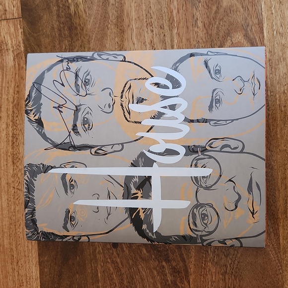 {HOUSE INDUSTRIES} with a signature - Picture 2 of 16